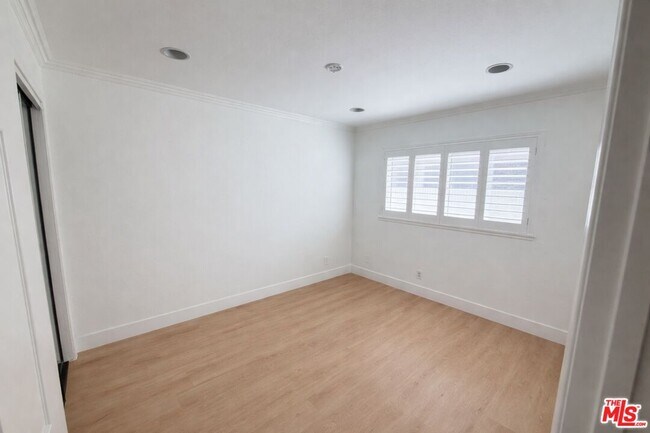 Building Photo - 17913 Martha Pl