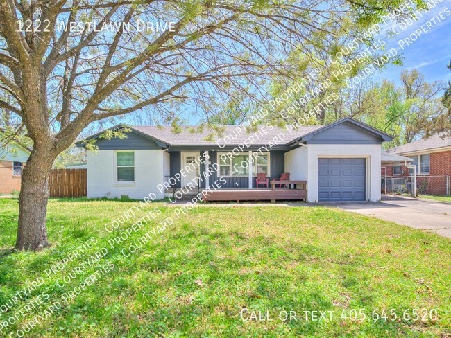 Building Photo - 1222 Westlawn Dr