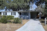 Building Photo - 7123 Hielo Dr