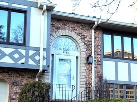 Building Photo - 9260 Windsor Pky