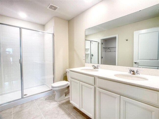 Building Photo - 116 Bergamot Lp