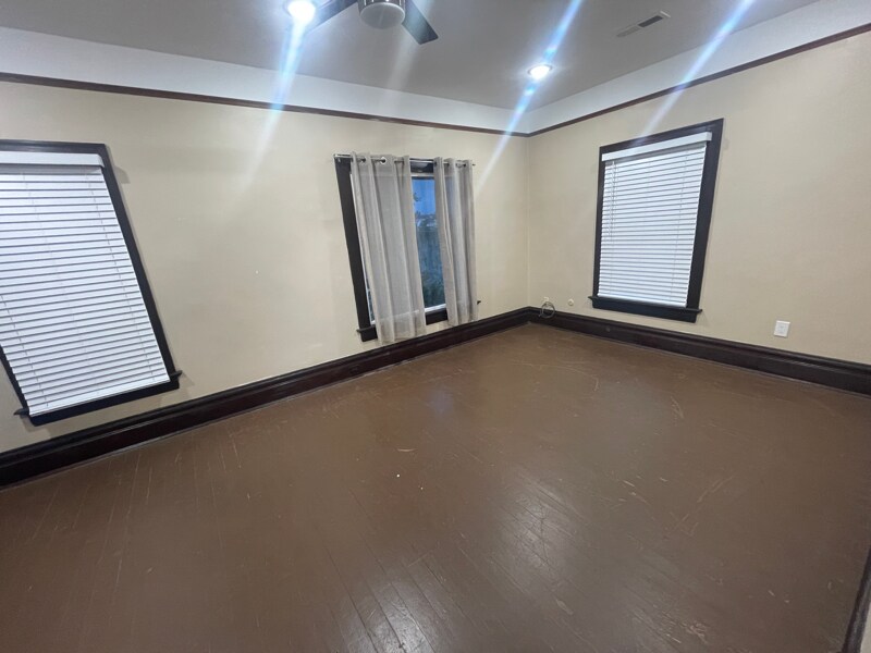 Building Photo - 1920 Sonoma Blvd