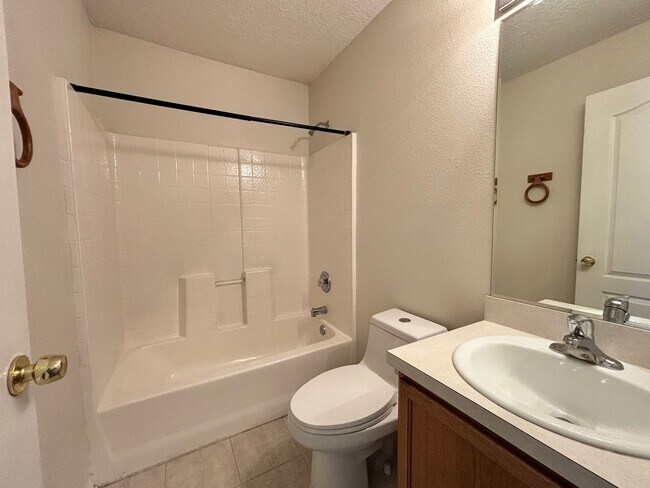 Building Photo - 312 Turtle Dove Dr