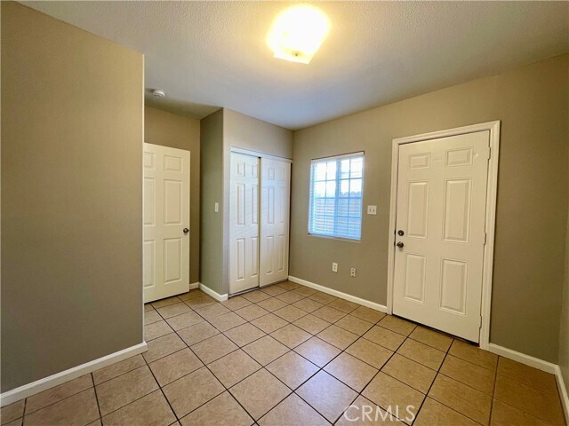 Building Photo - 16773 Randall Ave