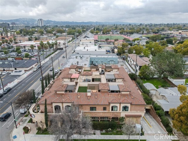 Building Photo - 201 N Reese Pl
