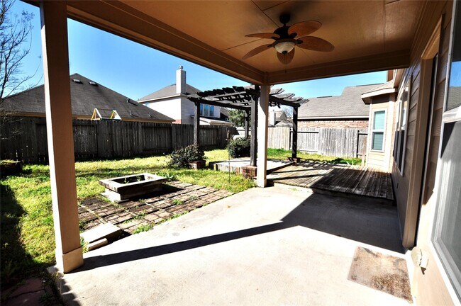 Building Photo - 21502 Duke Alexander Dr