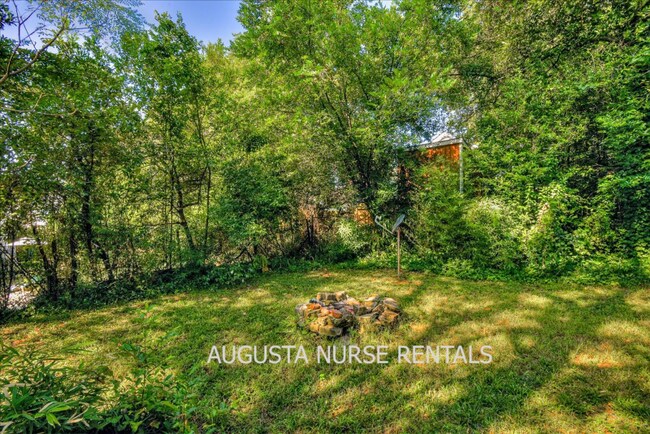 Building Photo - 2136 McDowell St