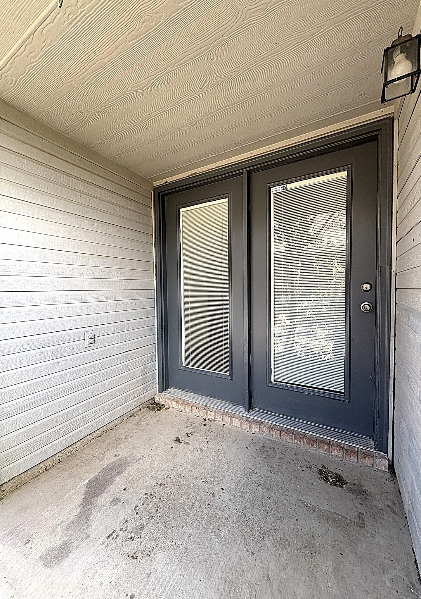 Building Photo - 6600 Temora Loop