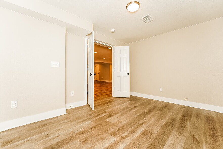 Building Photo - 21514 Needles Ln