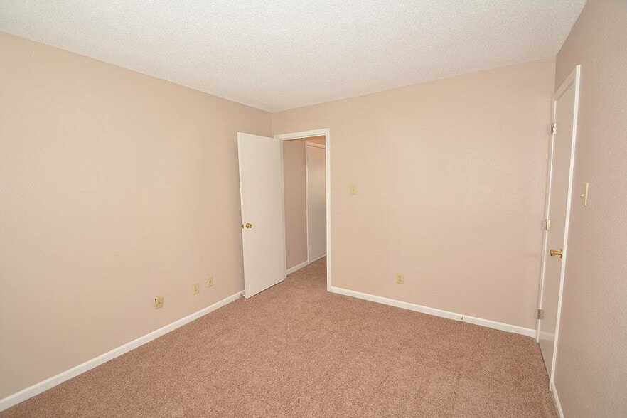 Building Photo - 7756 Mistflower Ln