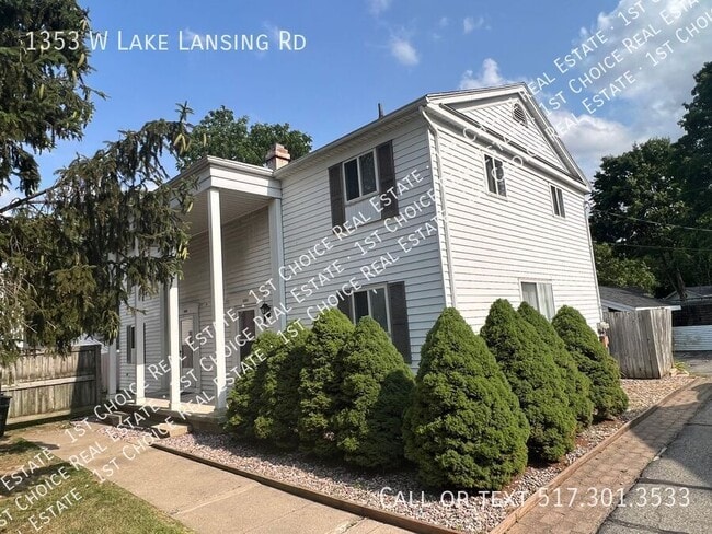 Primary Photo - 1353 W Lake Lansing Rd