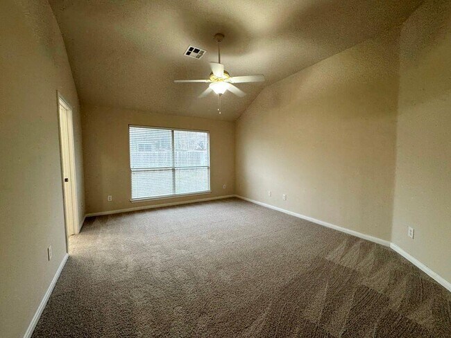 Building Photo - 1780 Stone Rim Loop