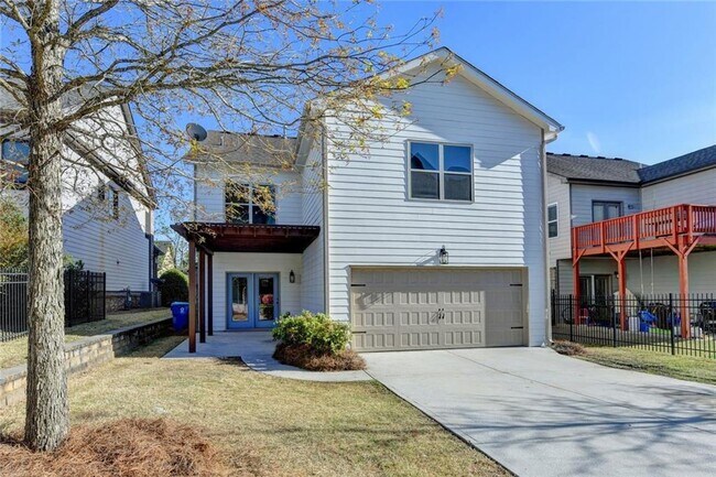 Building Photo - 4032 Ridge Grove Way