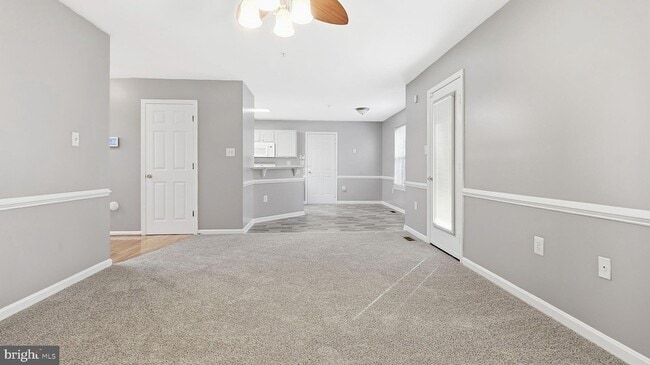 Building Photo - 14101 Kathleen Ln