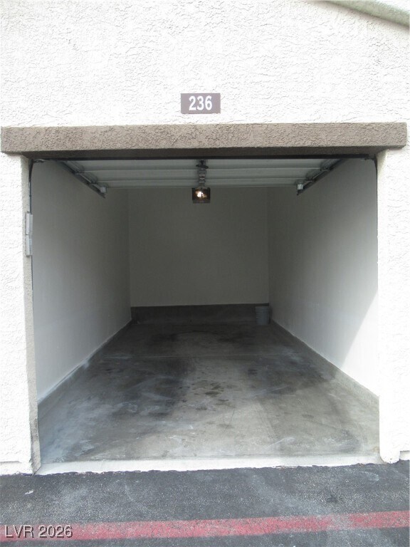 Building Photo - 9303 Gilcrease Ave