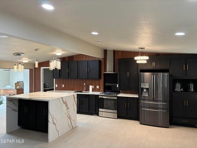 Building Photo - 8316 W H Burges Dr