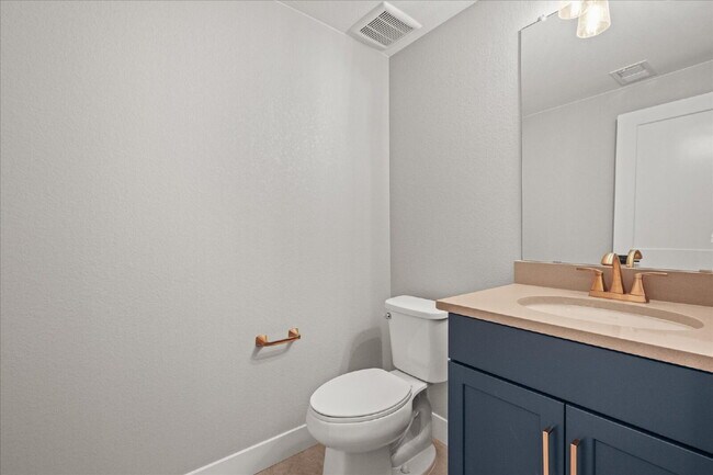 Building Photo - $6,995.00 Stunning 6 bed, 5 bath Ranch-Sty...