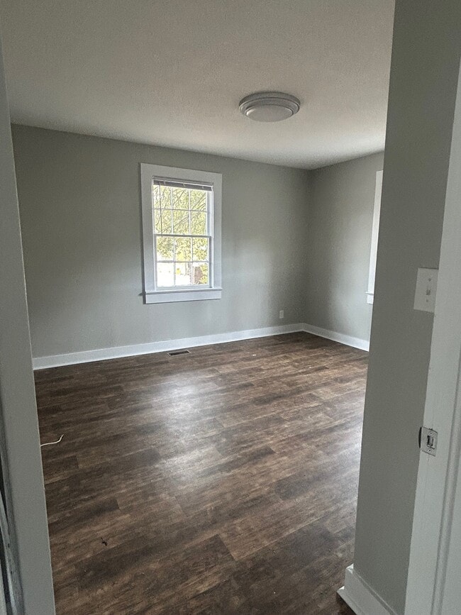 Building Photo - 2100 Woodward Dr