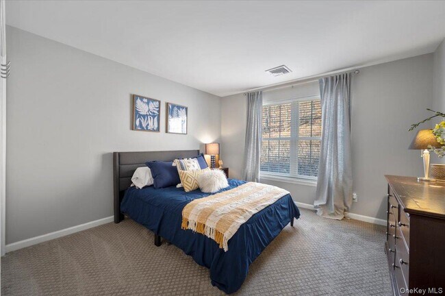 Building Photo - 11 Heather Ridge