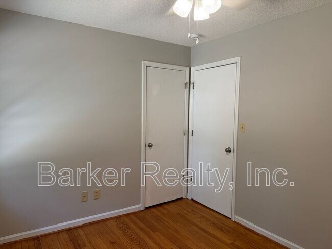 Building Photo - 12019 Holmes Hollow Rd