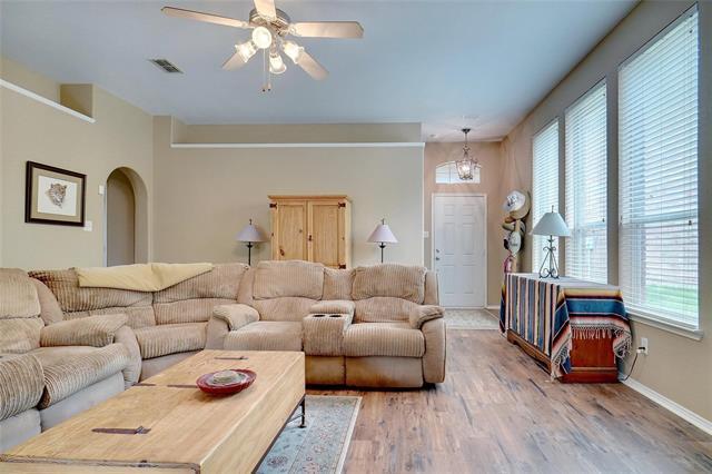 Building Photo - 800 Chrissy Creek Ln