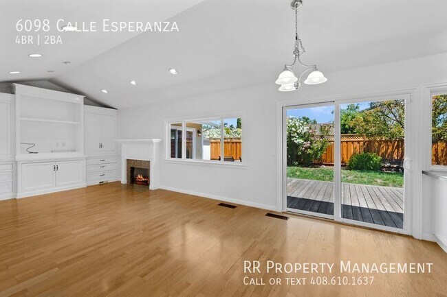 Building Photo - 6098 Cll Esperanza