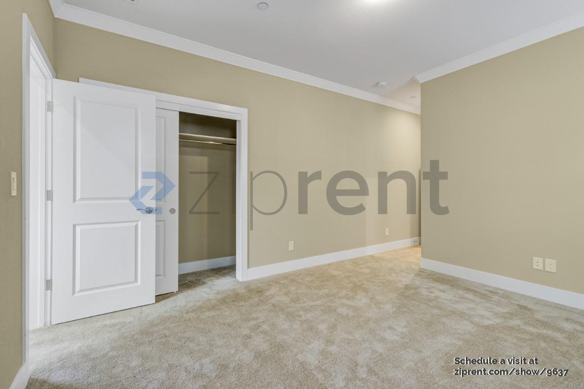 Building Photo - 778 Hydrangea Dr