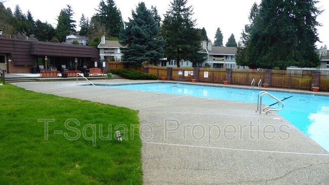 Building Photo - 11208 NE 68th St