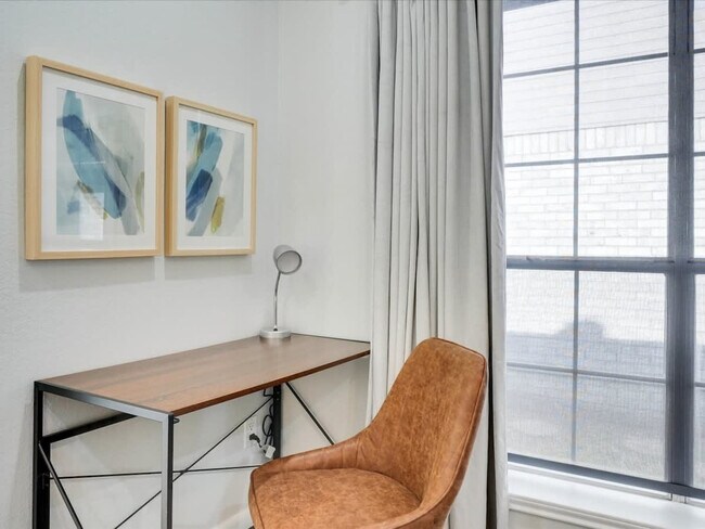 Building Photo - 4215 Voss Hills Pl