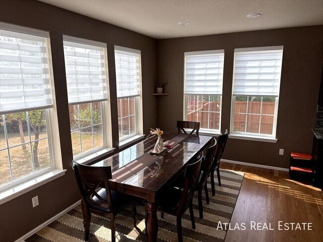 Building Photo - 14050 Hudson St