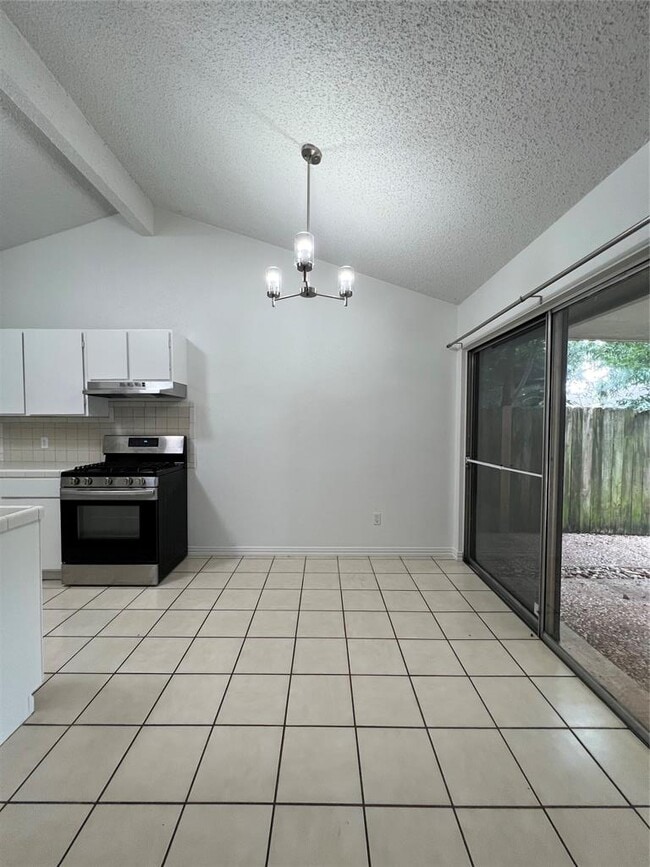 Building Photo - 12304 Double Tree Ln