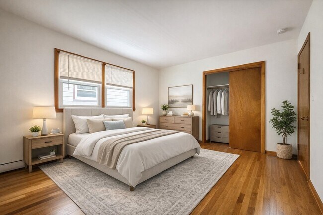 Building Photo - 180 W 3rd St