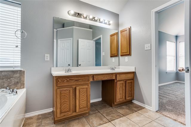 Building Photo - 3117 Reagenea Dr