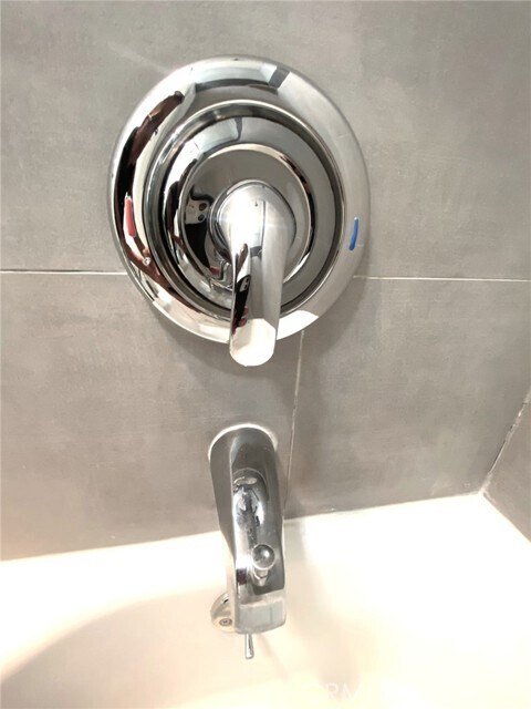 Building Photo - 1582 Mitchell Ave