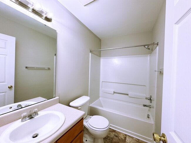 Building Photo - 114 Harbor Haven Dr