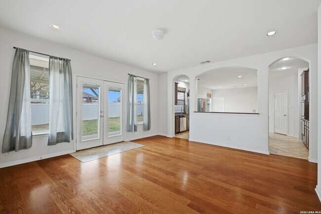 Building Photo - Spacious 5-Bedroom Home for Lease in Desirable Cibolo Location!