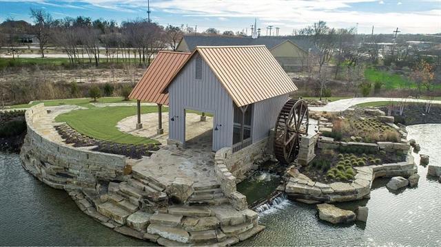 Building Photo - 739 Waterbrook Pkwy