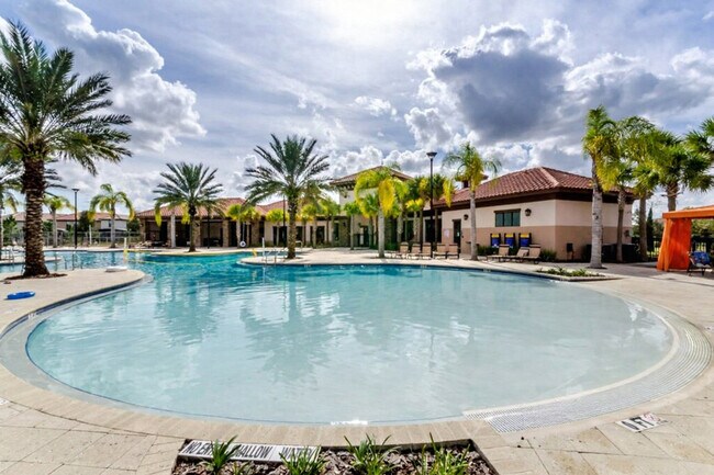 Building Photo - 4168 Oak Tree Dr