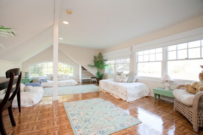 Building Photo - 117 Fox Hollow Ln