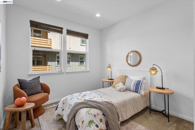 Building Photo - 2071 Mahuron Cir