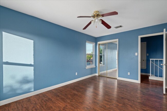 Building Photo - 1302 Forest Oaks Path