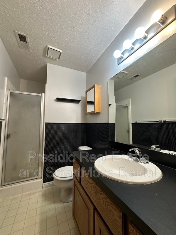Building Photo - 1034 3350 N
