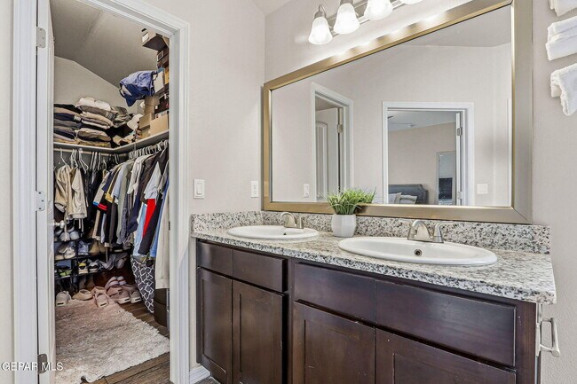 Building Photo - 261 Penbridge Pl