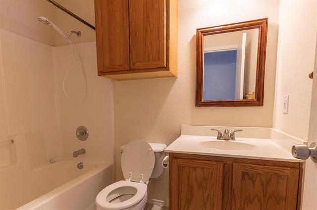 Building Photo - 3009 Cedar Crest Dr