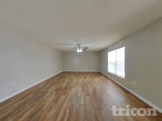Building Photo - 2101 Ardencroft Dr