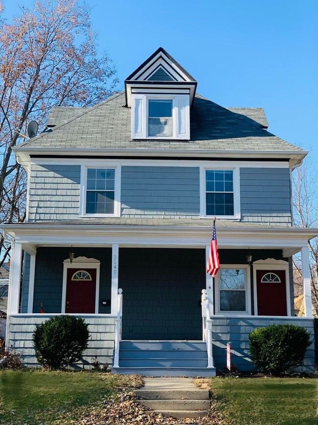 Building Photo - 3040 Colfax Ave South