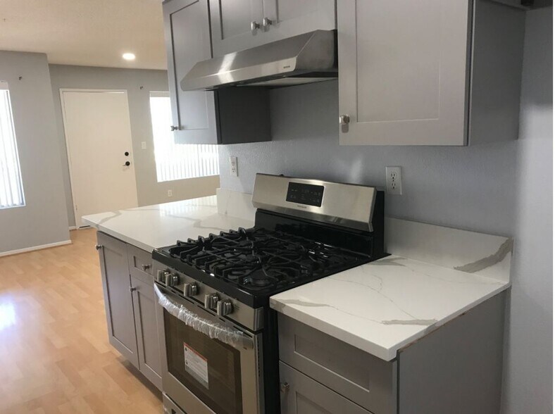 Building Photo - 10282 Tujunga Canyon Blvd