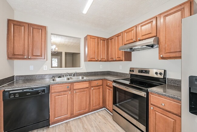 Building Photo - 3915 Waldrop Ln