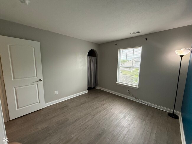 Building Photo - 8836 Kipling Dr