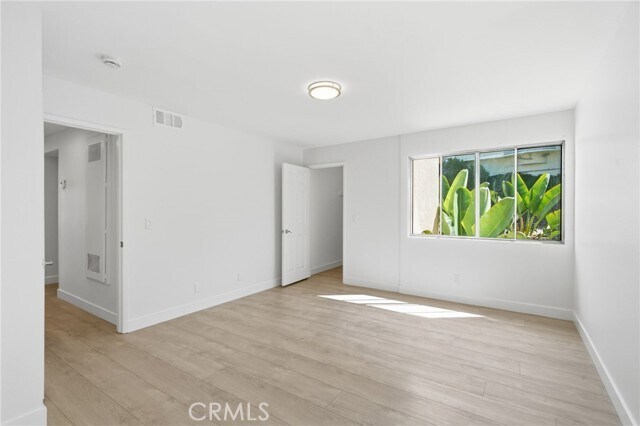 Building Photo - 7301 Vista Del Mar